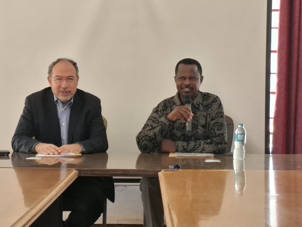 Tongogara camp gets community radio